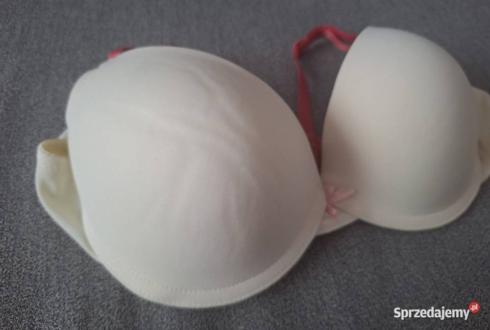 Biustonosz damski 75B z koronką na plecach Darłowo