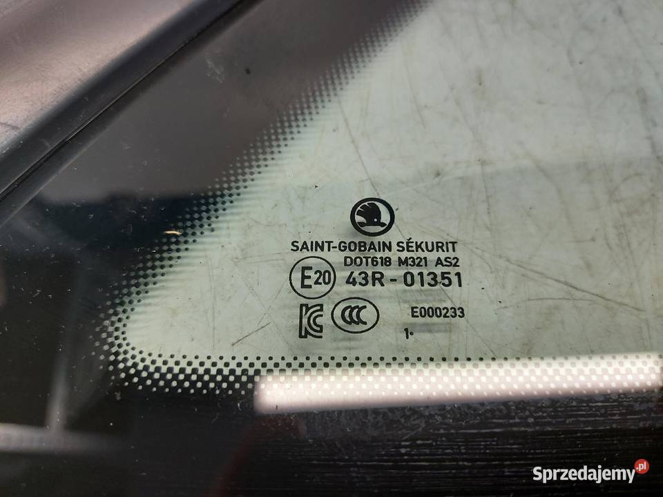 Skoda Enyaq 5LA iV60 SZYBA KAROSERYJNA PRAWY TYŁ