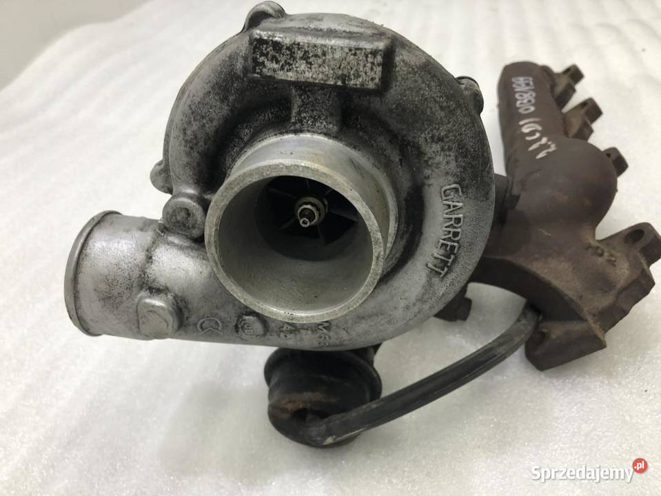 LISTWA PROGOWA PRAWA MERCEDES W204 2046860036