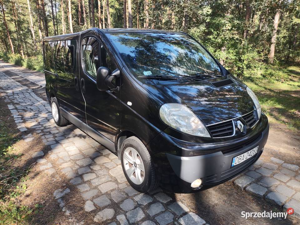 Renault Trafic osobowy tour 20l 115 319300km Środa Śląska