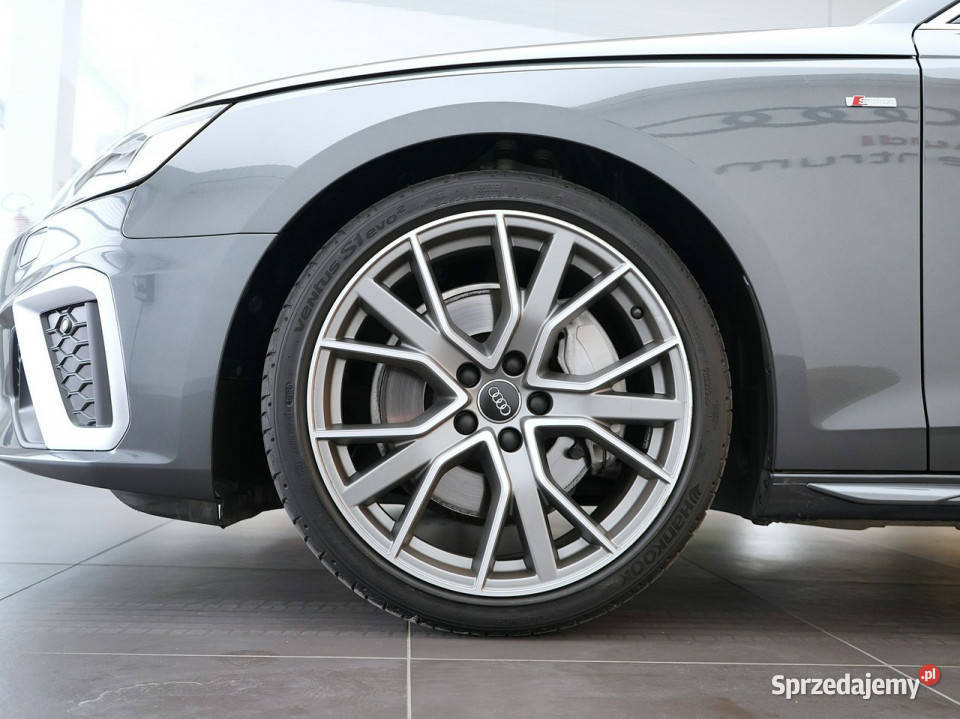 Audi A4 Avant 45TFSI Quattro Panorama MatrixLed przyciemniane szyby Kielce
