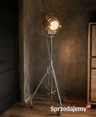 Lampa filmowa PRL 1963 r loft Vintage Poznań