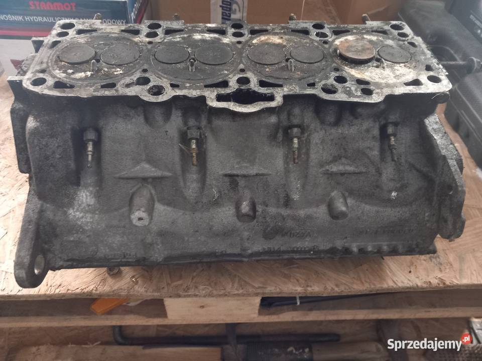 Blok silnika głowica 19 TDI awx Jordanów sprzedam