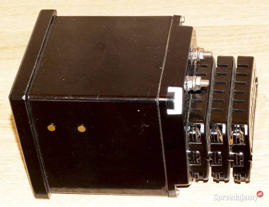 Miernik analogowy woltomierz tablicowy E40 400 Gliwice sprzedam