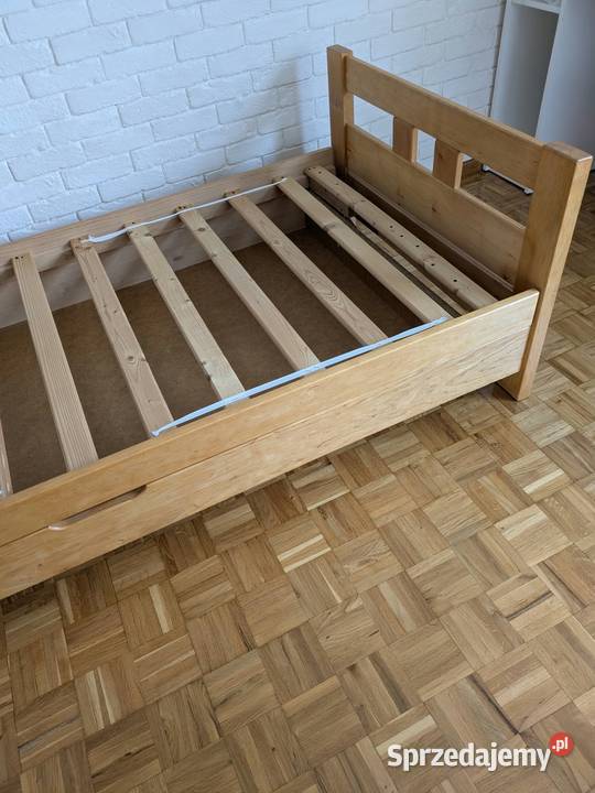 Łóżko drewniane pojedyncze Kępno