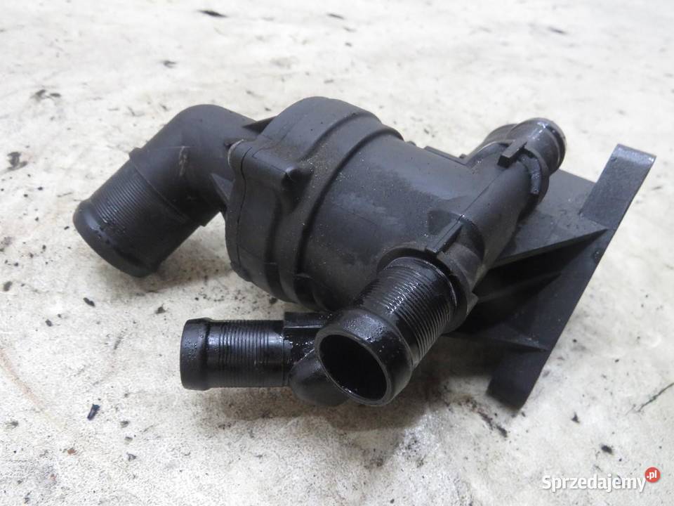 OBUDOWA TERMOSTATU XTRAIL III T32 16 DCI