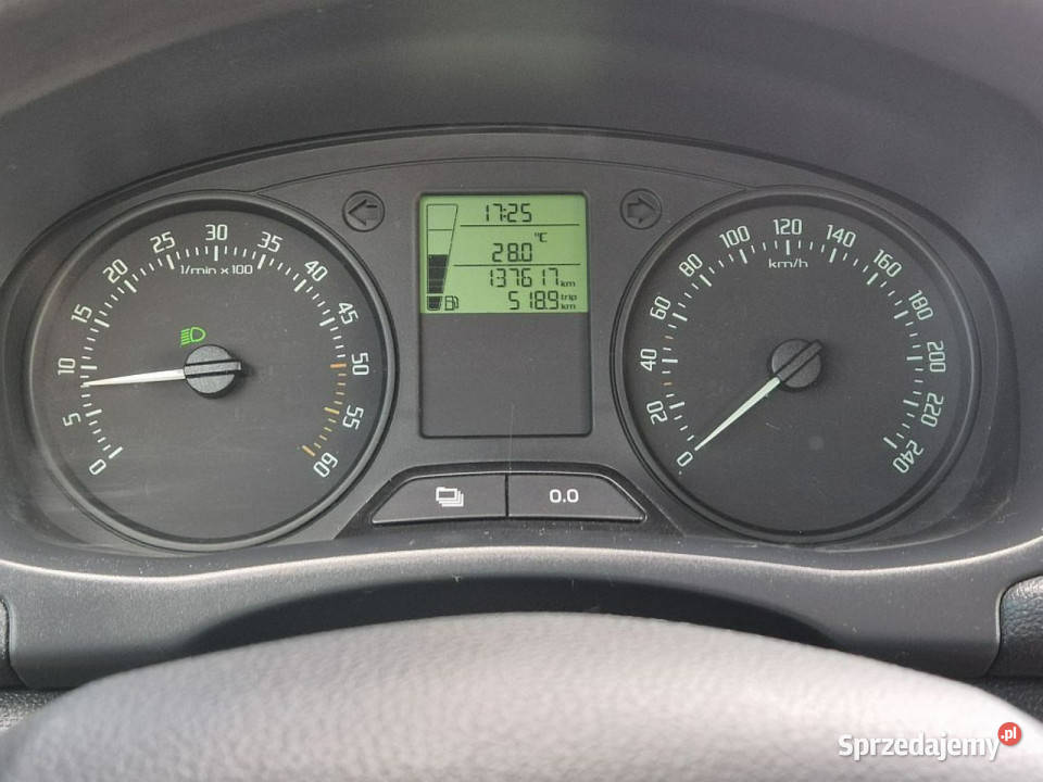 koda Fabia GWARANCJA 16 TDI klimatyzacja salon serwisowany w ASO Warszawa sprzedam