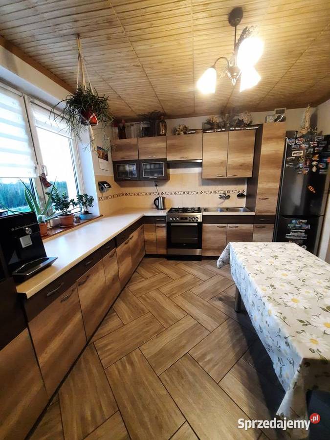 Dom piętrowy murowany Brzozów