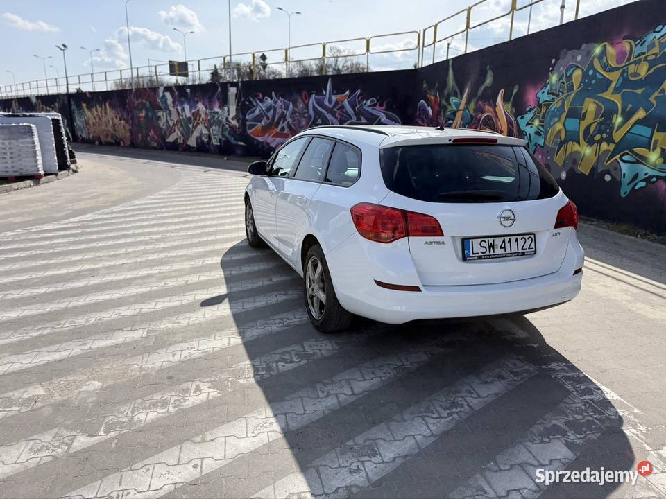 Opel Astra J 17 cdti 2011 Lublin sprzedam