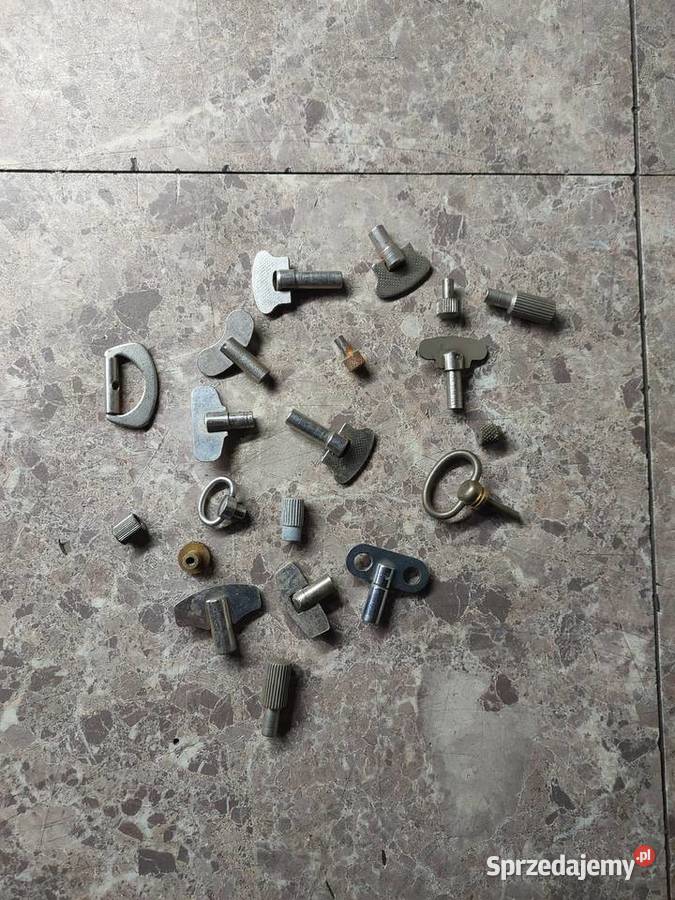 Klucze kluczyki pokrętła do starych budzików pomorskie Tczew