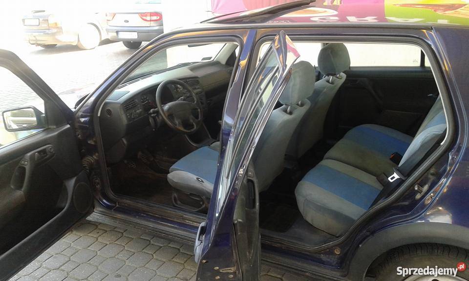 Golf III 18 GT 96r 5 drzwina życzenie LPG opłaty 90KM Samochody osobowe Puck