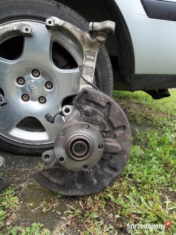 Audi A4 B6 B7 zwrotnica przód 8E0407242B Zawieszenie i amortyzacja warmińsko-mazurskie