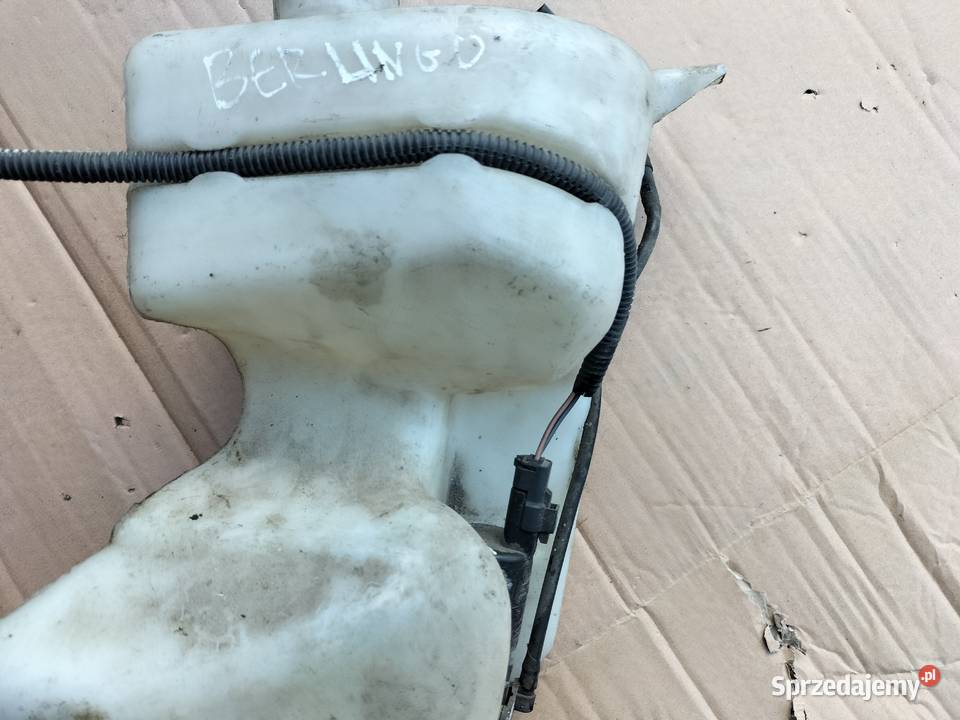 PARTNER BERLINGO ZBIORNICZEK PŁYNU SPRYSKIWACZY dostawcze Kamień-Kolonia