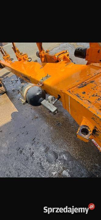 Pług 4 skibowy Huard 4 skibowy zabezpieczenie Pługi Opole Lubelskie