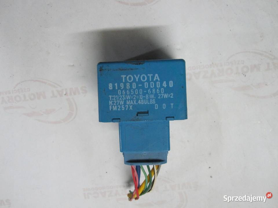 TOYOTA AVENSIS T27 III 10r przekaźnik przerywacz świętokrzyskie