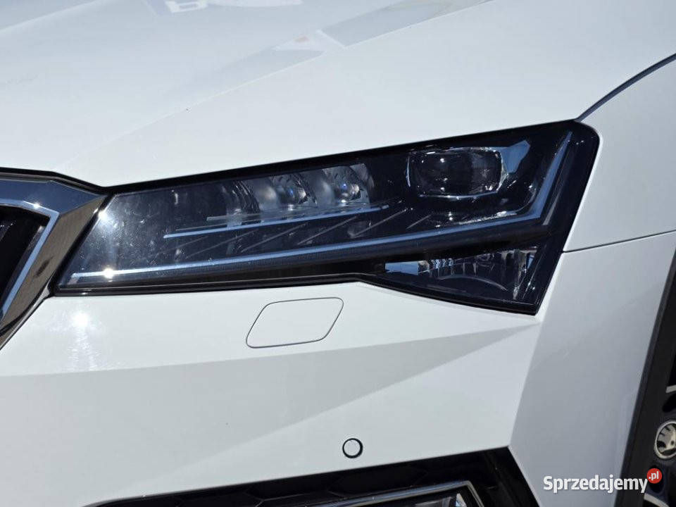 Skoda Superb 2022r FV23 bezwypadkowy 4x4 niski nieuszkodzony Poznań