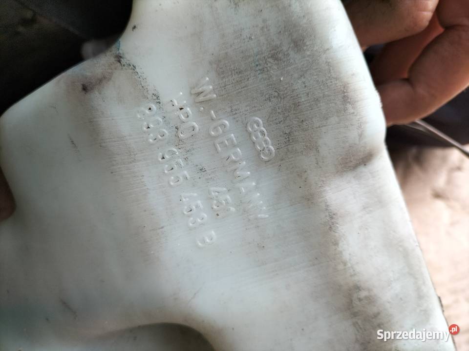 Zbiorniczek płynu spryskiwaczy AUDI 80 B3 Kamień-Kolonia sprzedam