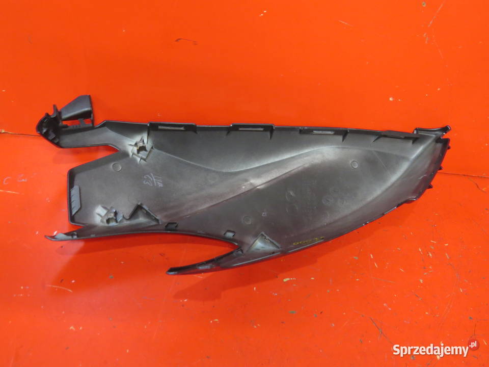 SUZUKI BURGMAN 125 OWIEWKA OSŁONA BOK BOCZEK Warszawa