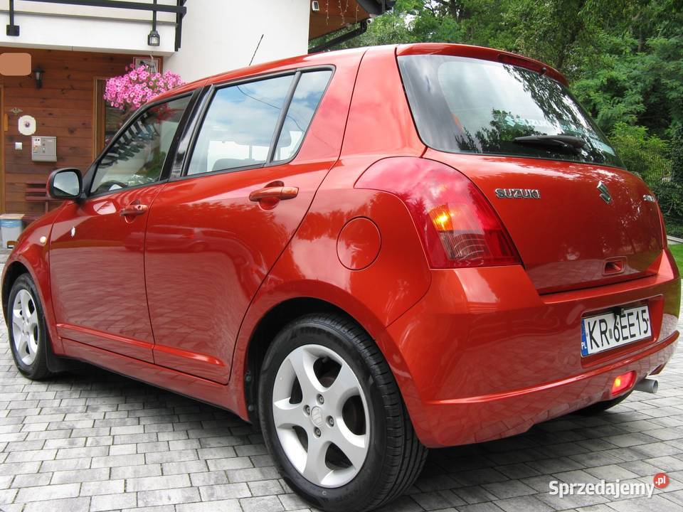 Śliczny 5Drzwi 126 Salon Polska Bogata wersja ABS Swift Czechówka