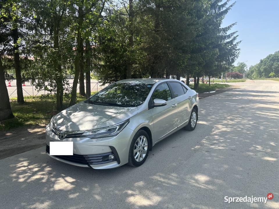śliczna niezawodna toyota corolla