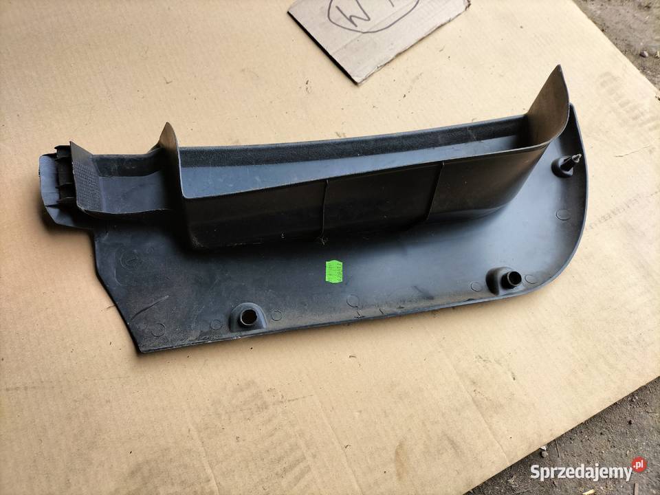 VW VENTO SCHOWEK BAGAŻNIKA 1H5867706A osobowe Kamień-Kolonia
