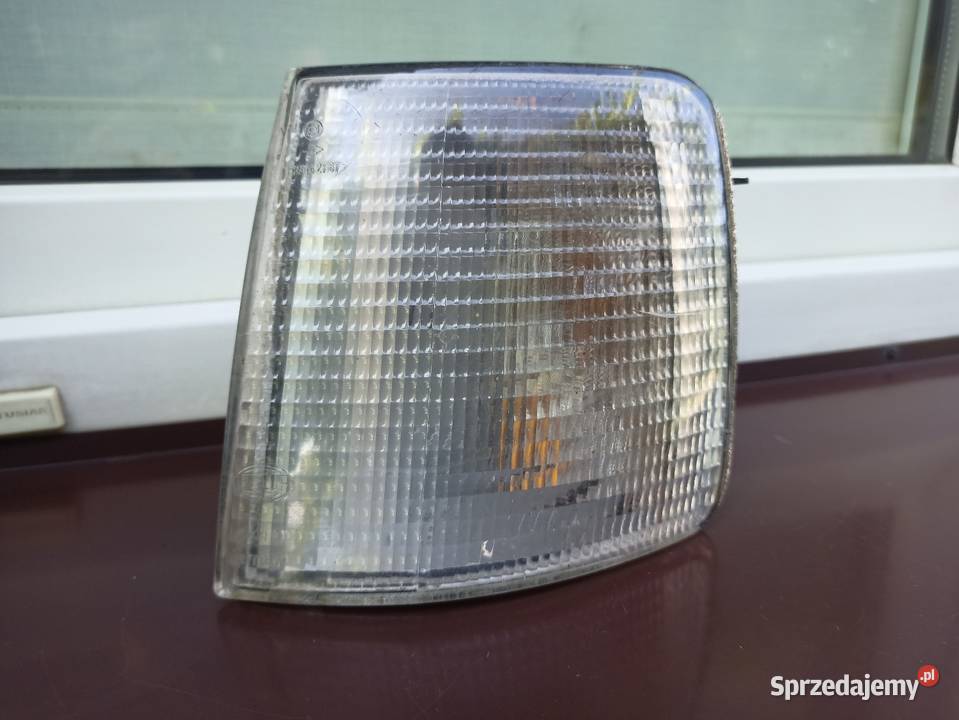VW Passat B3 kierunkowskaz kierunek lewy Sieradz sprzedam