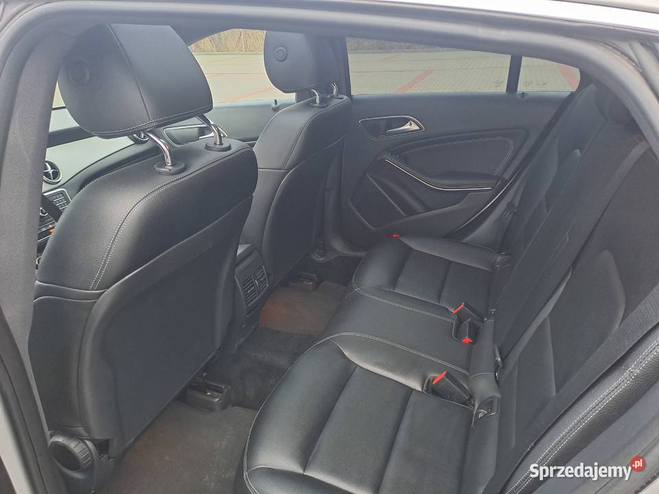 Sprzedam Mercedes cla180 15 cdti automat z Ostrowiec Świętokrzyski