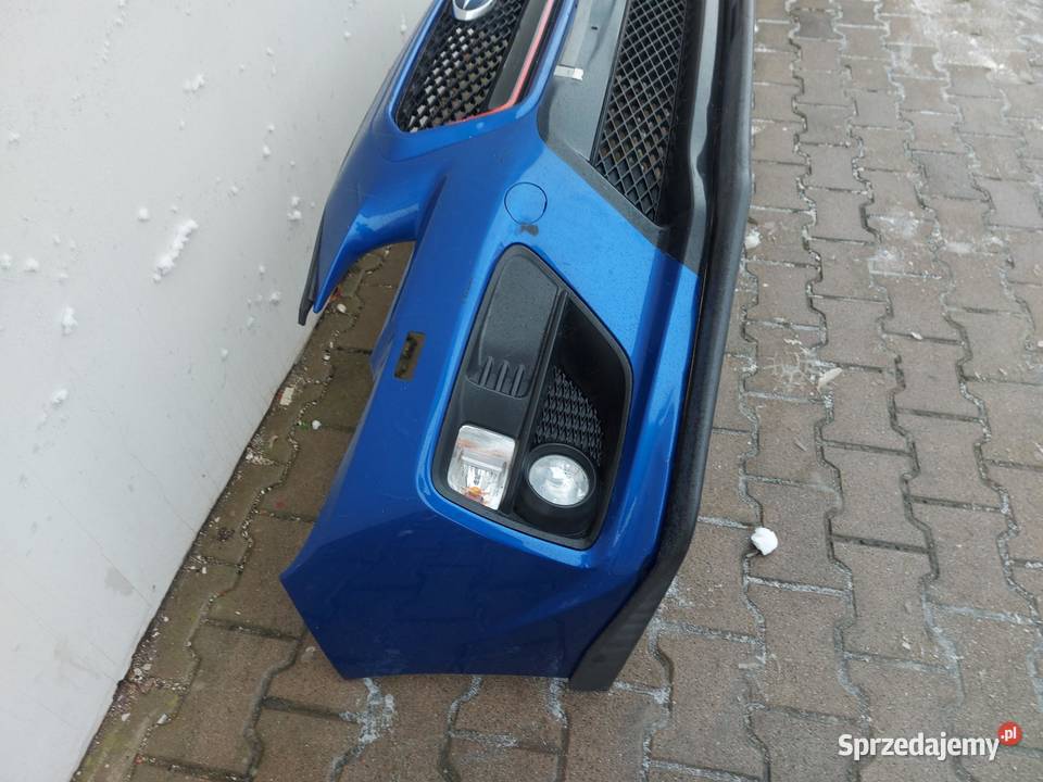 Subaru WRX STI 2015r zderzak przód przedni