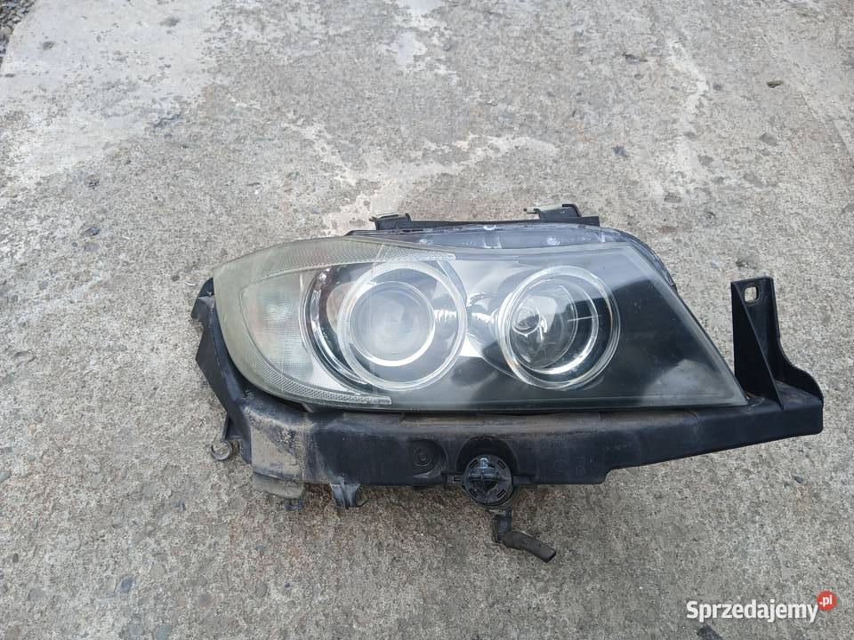 Prawa lampa przednia przód BMW E90 E91 BiXenon małopolskie Radłów sprzedam