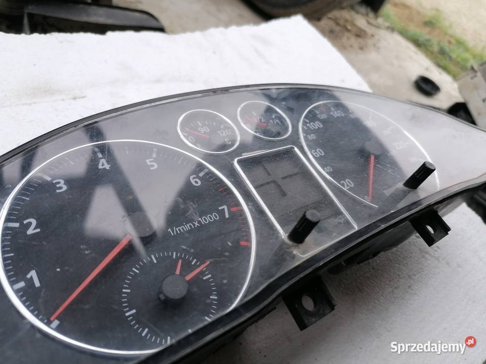 Licznik Zegar Audi A4 B5 8D9919033C Wisznice