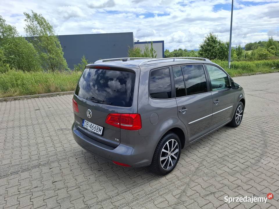 VW Touran 14 Benzyna 2011r Wałbrzych