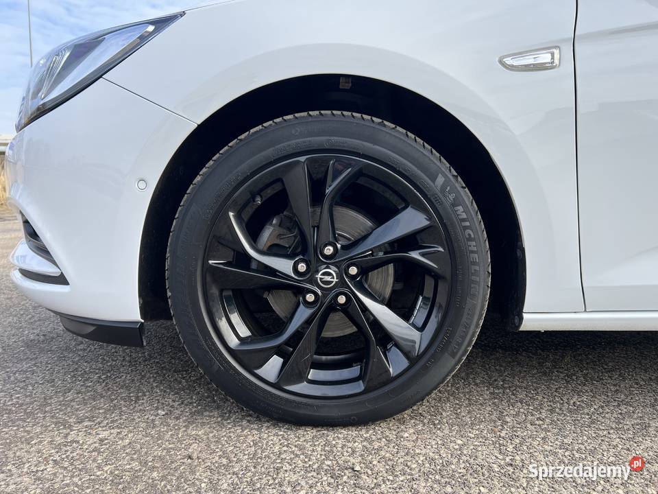 Opel Astra 14 BENZYNA Klimatronik Navi Ledy elektrochrom. lusterko wst. Konin