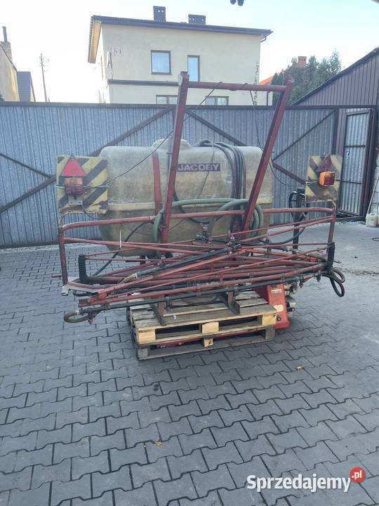 Opryskiwacz Jacoby 600l 12m dysze Wieluń