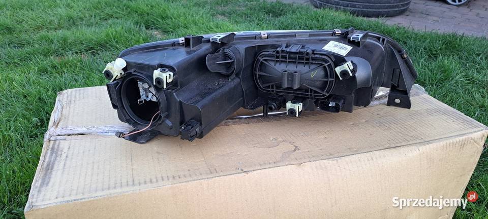 Lampa lewa Mazda 6 osobowe Pyrzyce