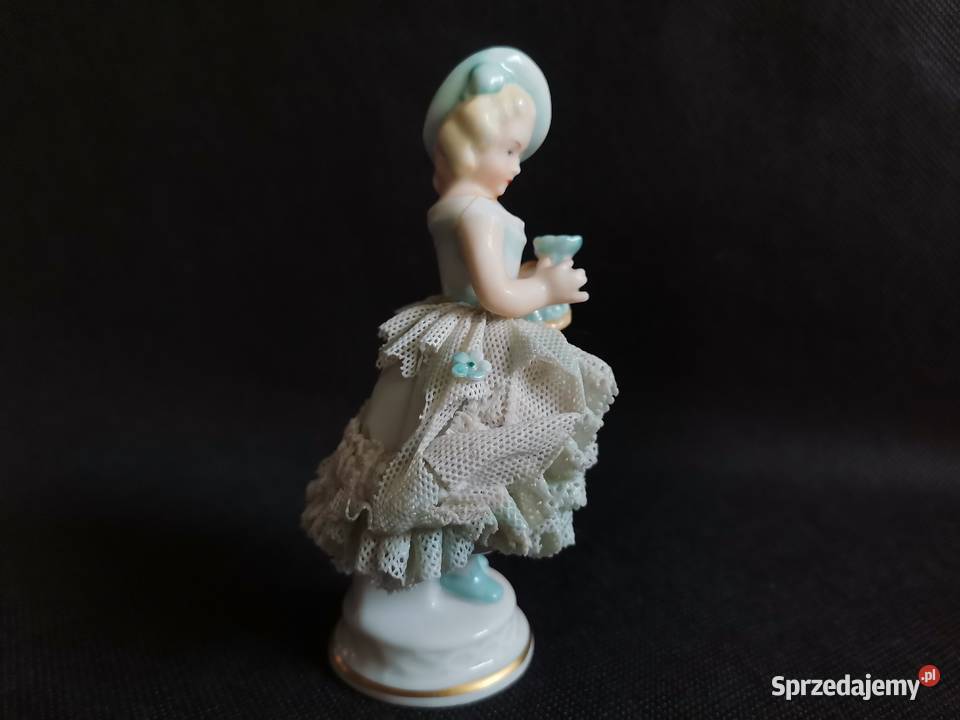 Stara przedwojenna figurka porcelanowa