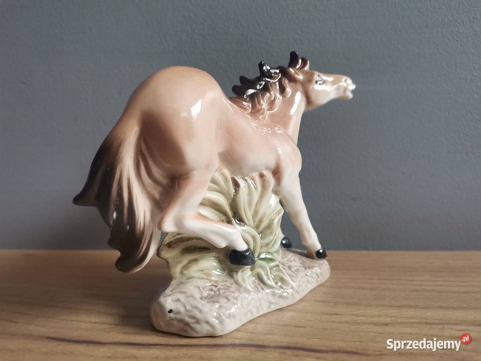 Stara figurka porcelanowa Koń Siemianowice Śląskie sprzedam