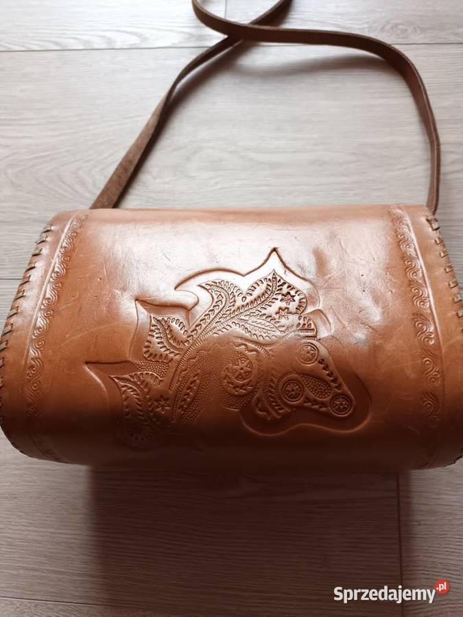torebki skórzane dwa modele Na ramię