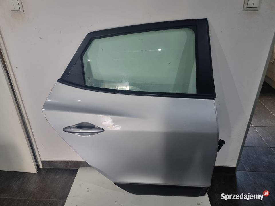 KOMPLETNE PRAWY TYL DRZWI RAH 9P HYUNDAI IX 35 osobowe Skierniewice