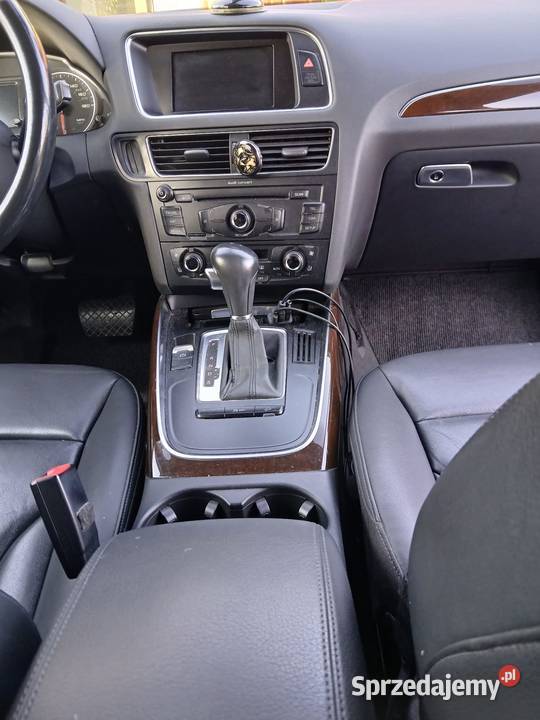 Sprzedam samochód Audi Q5 benzyna Warszawa