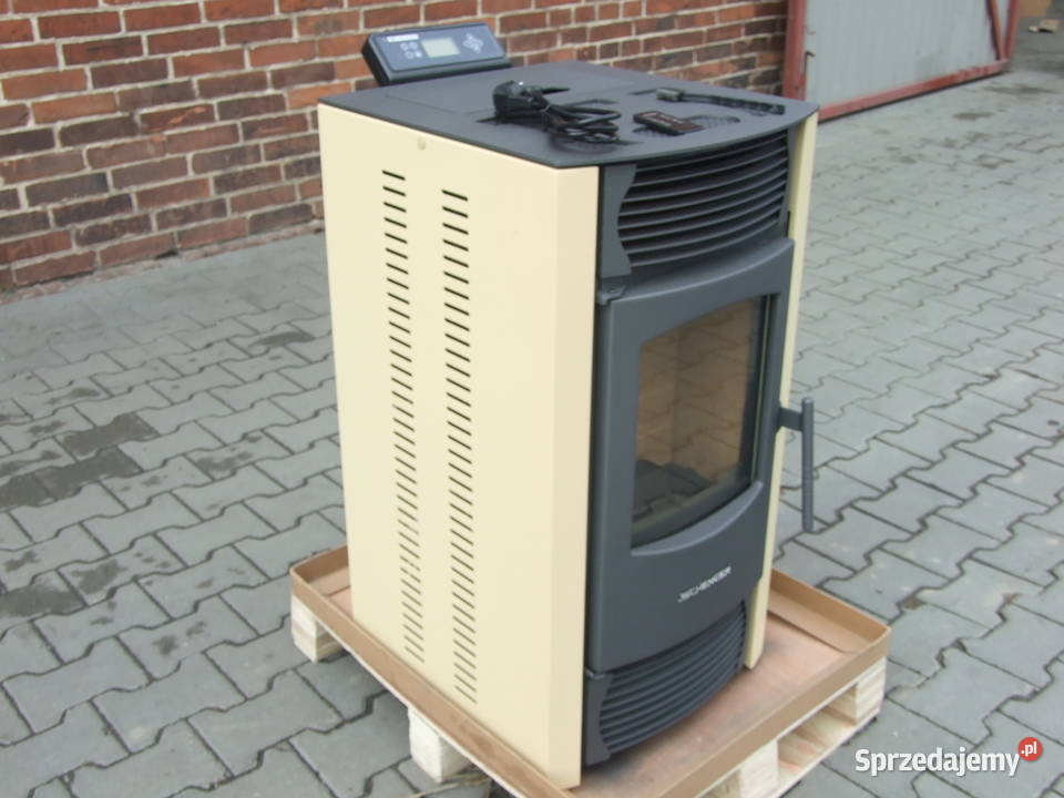 Piec piecyk kominek na pelet pellet 65 KW Bogacica sprzedam