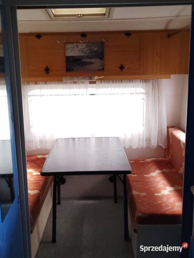 PRZYCZEPA KEMPINGOWA MUSTERLAND Z PRZEDSIONKIEM 600kg Kempingowe Szamocin