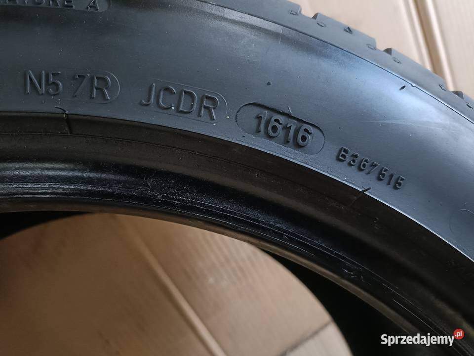 Opona letnia Dunlop Sport Maxx RT 22545R17 91 W 17cale Samochodowe