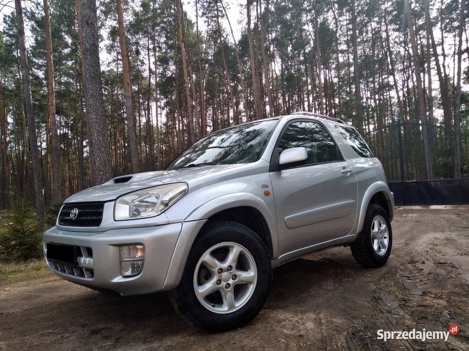 Toyota RAV4 3D 4x4 hak szyberdach 115KM RAV4