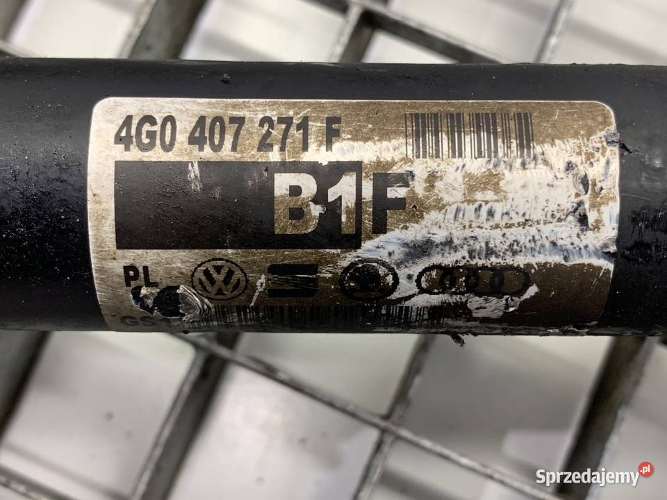 PÓŁOŚ LEWY PRZÓD AUDI A7 4G 4G0407271F 40 560 Części samochodowe sprzedam