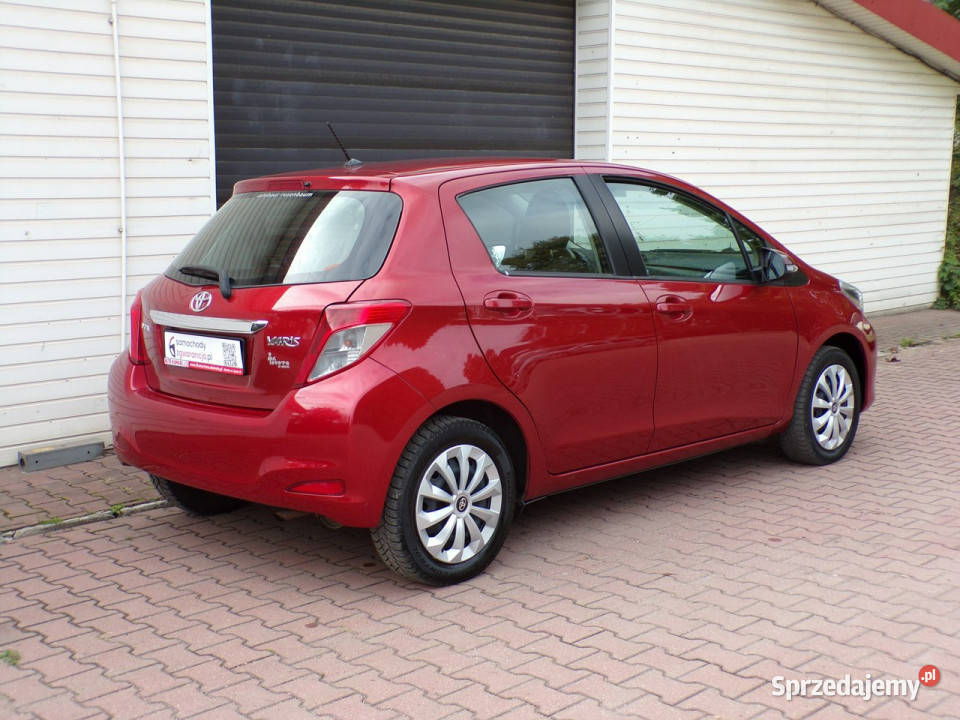 Toyota Yaris Navigacja Kamera cof I właść III śląskie Mikołów