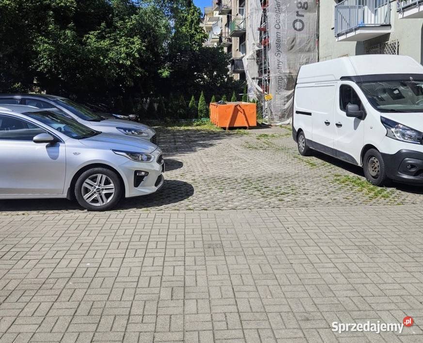 Garaż box 3m2 na motorGdynia Warszawska pomorskie Gdynia