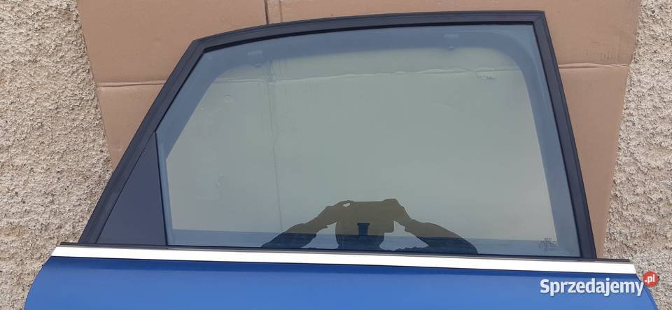 DRZWI PRAWY TYŁ AUDI A4 B7 SEDAN Mielęcin