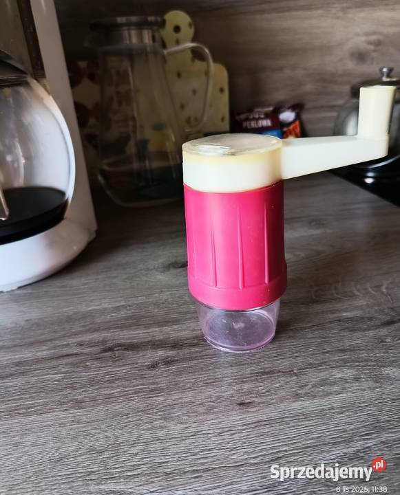 Młynek do pieprzu vintage PRL Wronki