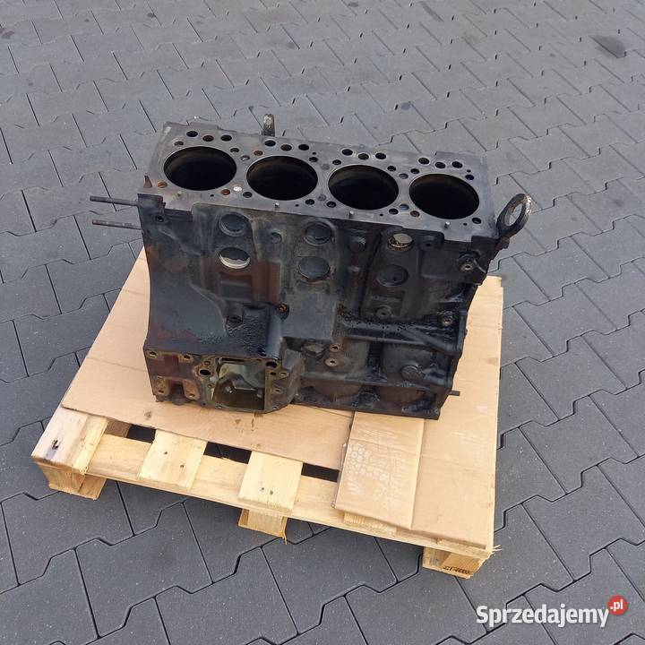 BLOK D0834 LFL MAN TGL wał wałek rozrządu sprzedam