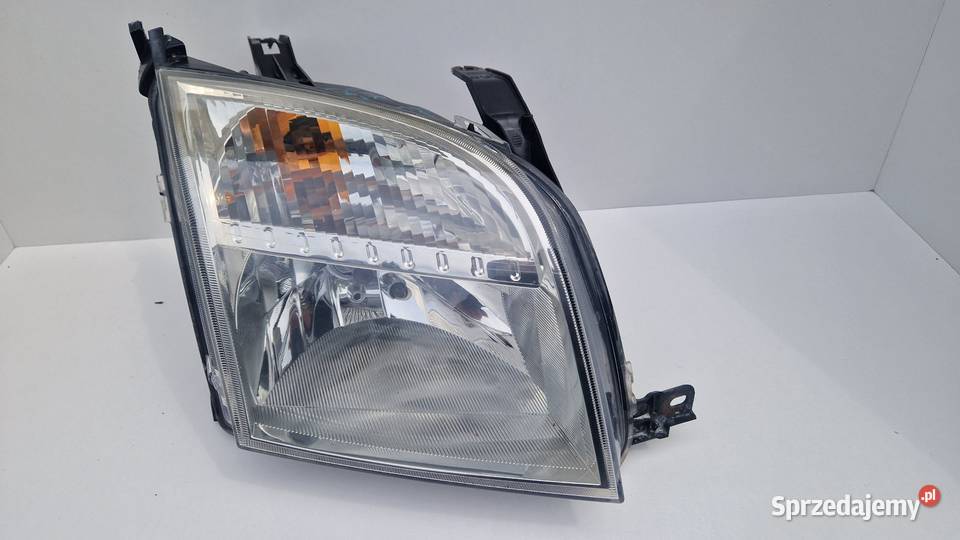 FORD FUSION LAMPA PRZÓD PRZEDNIA PRAWA EUROPA Słowikowo